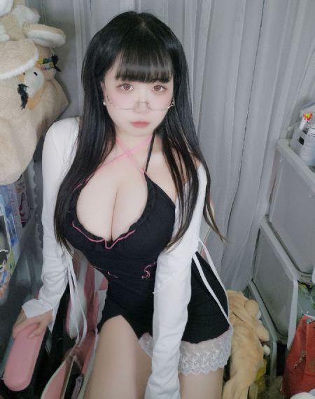 欧美操孰妇大黑逼_720电影免费在线