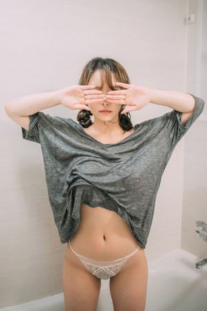 国产香蕉精品一区二区三_1080在线播放观看