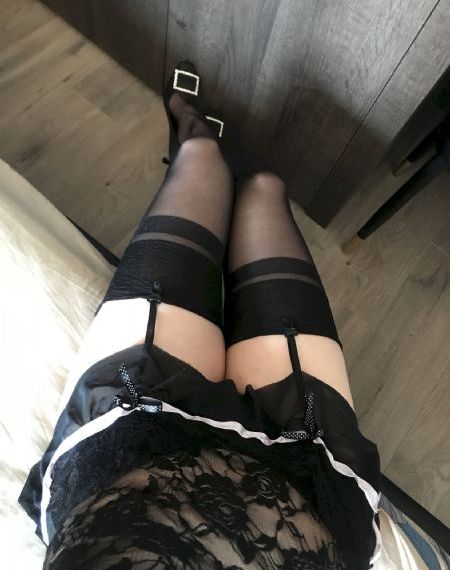 吻胸揉屁股摸腿娇喘视频_4K免费播放