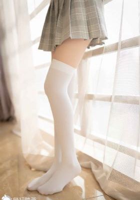 国产极品美女粉嫩小泬免费看_国产精品视频