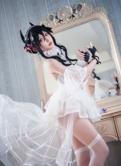 厨房play撅高乳夹_HD手机在线观看