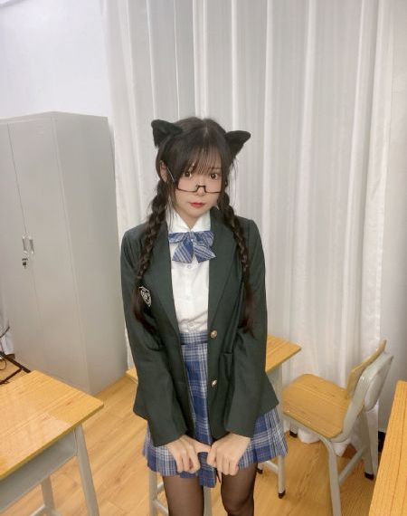 亚洲婷婷网_蓝光迅雷电影在线