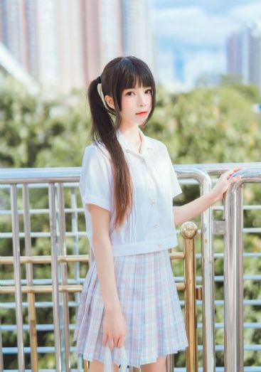 日本裸体艺术无遮挡图片_BD英语完整视频观看