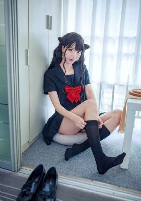 网络图片美女背影图片_电影无删减版